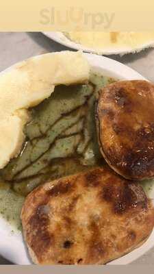 M. Manze Tower Bridge