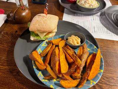 Nando's Southwark Arches