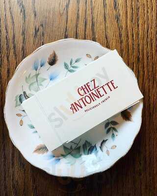Chez Antoinette Victoria