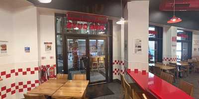 Five Guys The O2