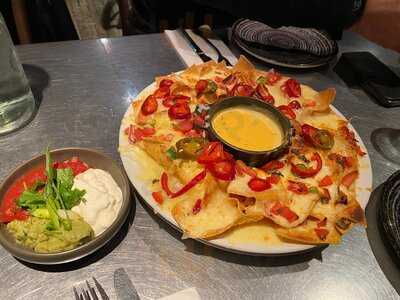 Maxwell's Bar & Grill