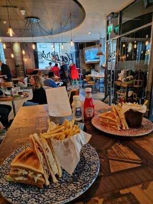 Keepers Kitchen & Bar