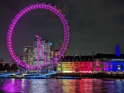 Thames Dinner Cruise