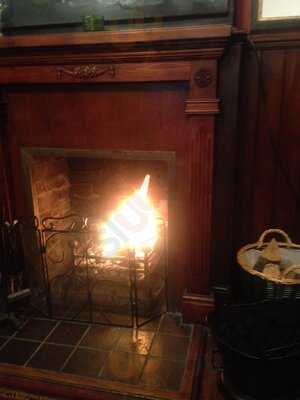 The Rose & Crown, Ealing