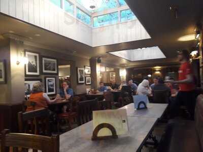 The Rose & Crown, Ealing