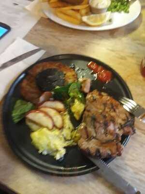 The Rose & Crown, Ealing