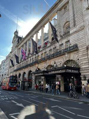 Terrace At The Dilly