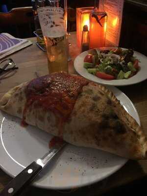 Stringray Globe Cafe, Bar And Pizzeria