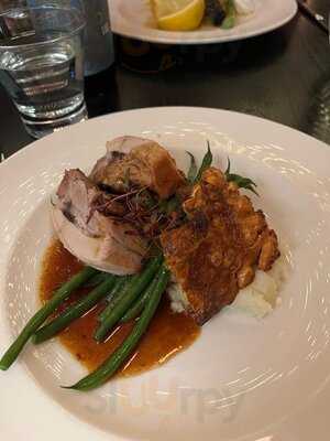 Buckle And Vaughan Restaurant And Bar