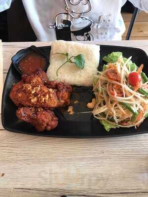 Rodfai Thai Street Food