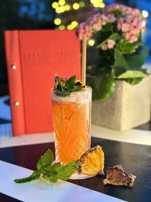 Manicomio - Gutter Lane