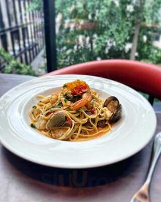 Manicomio - Gutter Lane