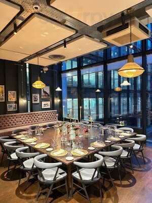 Manicomio - Gutter Lane