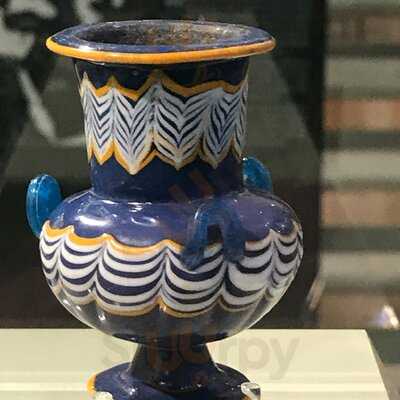 Benugo - Victoria & Albert Museum