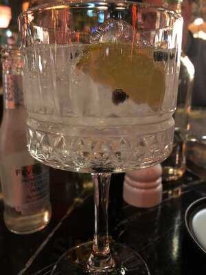 Ga Kingsx - Bar & Kitchen