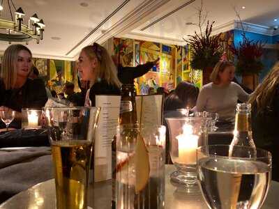 Oscar Restaurant & Bar