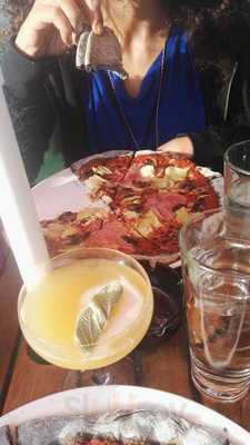 Lost Boys Pizza Archway