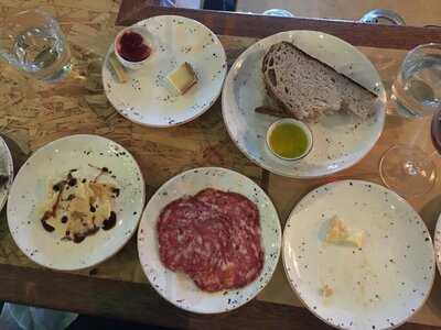 Lechevalier Wine Bar/shop