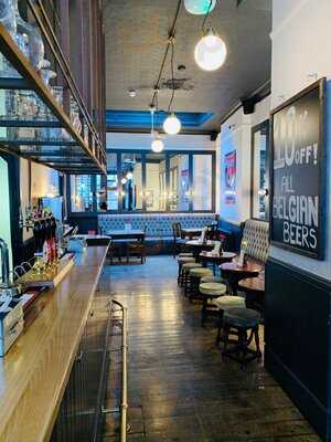 The Sutton Arms, Ec1