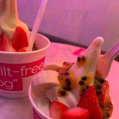 Snog Frozen Yogurt
