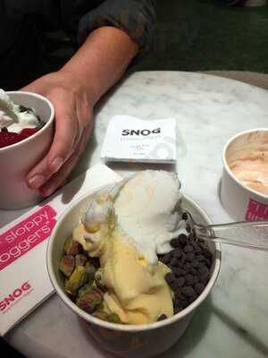 Snog Frozen Yogurt