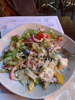 Uncle Tony's Taverna