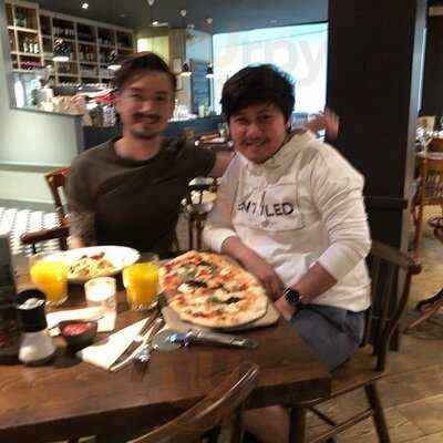 Zizzi - Finchley Rd O2 Centre