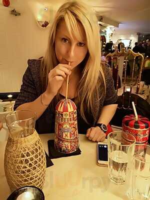 Ninetyeight Bar & Lounge