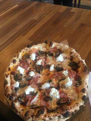 The Pizza Room - Mile End