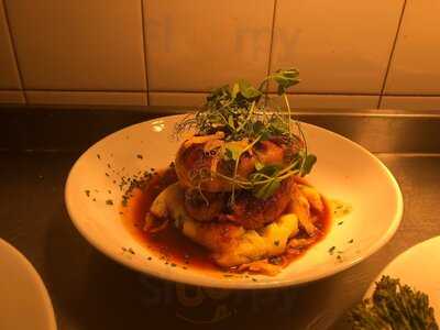 The Prince Of Wales Feathers