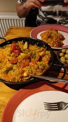 Pradera Tapas  Music Bar