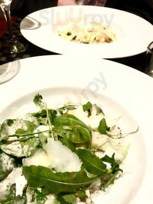 Panevo Holloway Restaurant