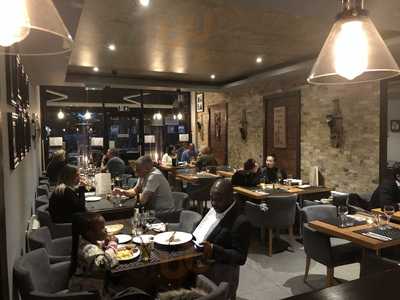 Panevo Holloway Restaurant