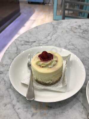 Lola's Cupcakes Mayfair