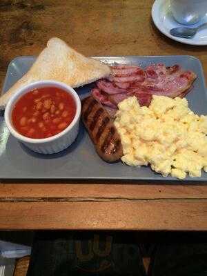 Bathurst Cafe And Wine Bar