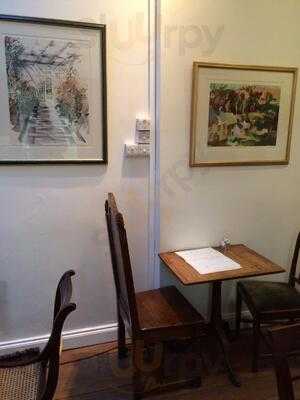 Bathurst Cafe And Wine Bar