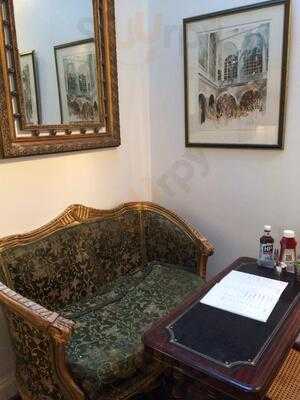 Bathurst Cafe And Wine Bar