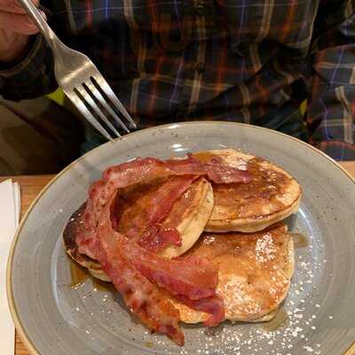 Garden Breakfast Cafe