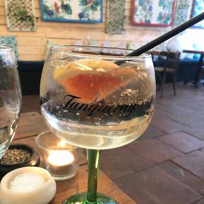 Metro Garden Restaurant & Bar