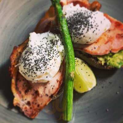 Kiva Coffee House & Brasserie