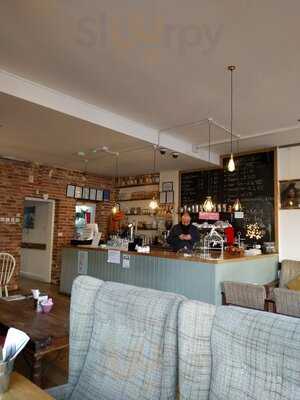 Kiva Coffee House & Brasserie