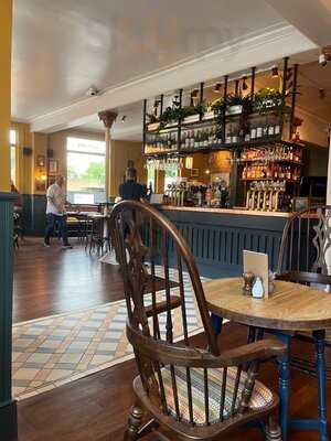 The Lord Northbrook, Lee