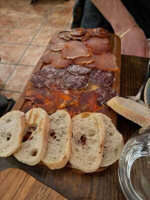 Don Francisco Y La Luna