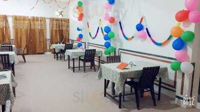 Mona Lisa Cafe & Restaurant