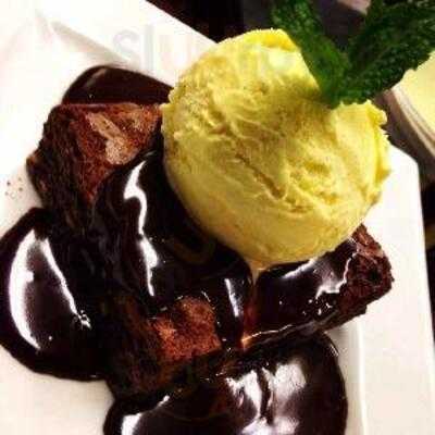 Boma Bar And Restaurant