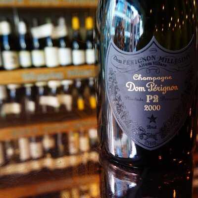 Dalla Terra Wine Bar & Restaurant