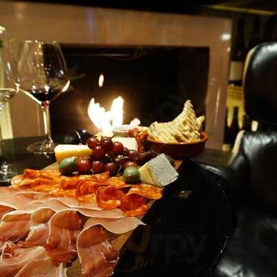 Dalla Terra Wine Bar & Restaurant