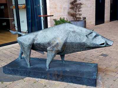 Rotunda Bar And Restaurant