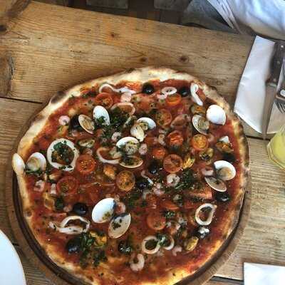 Natura Cafe&pizzeria