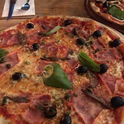 Natura Cafe&pizzeria